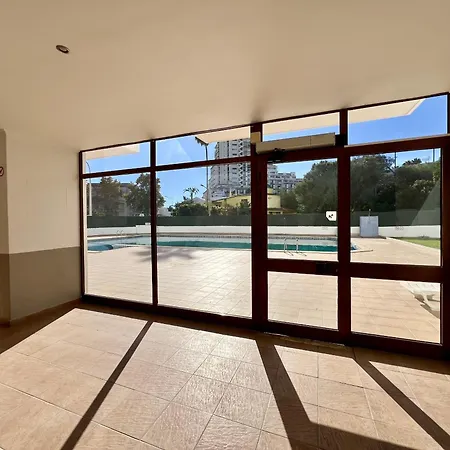 Lägenhet Town With Pool By Homing