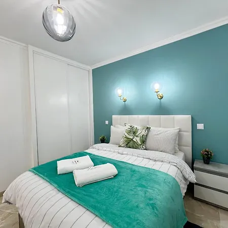 Town With Pool By Homing Apartament Albufeira