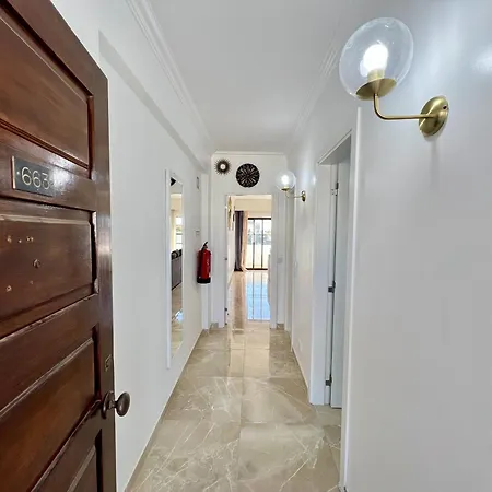 Apartament Town With Pool By Homing